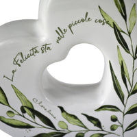 Oliera a Cuore Piccole Cose con Tappo in Sughero, design con rami di ulivo e la frase 'La felicità sta nelle piccole cose'.